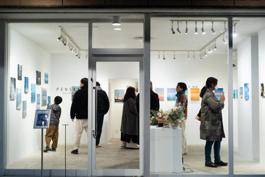 絵の中に、おだやかな居場所を。個展「どうにもならないこともある」