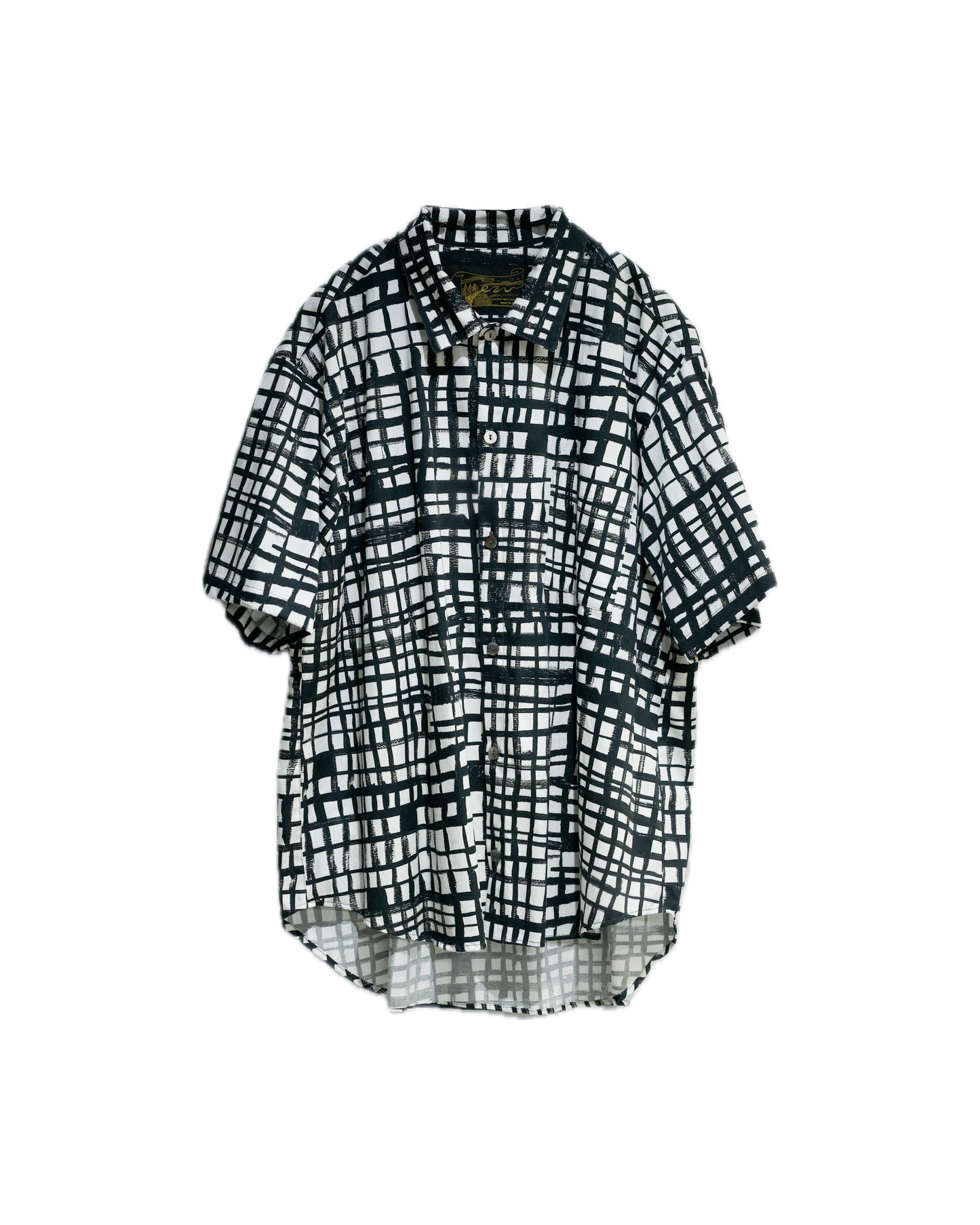finger line half sleeve shirt