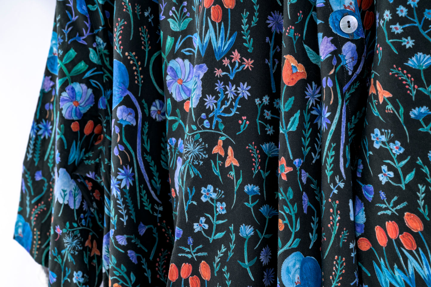 eternal feeling hiens dress